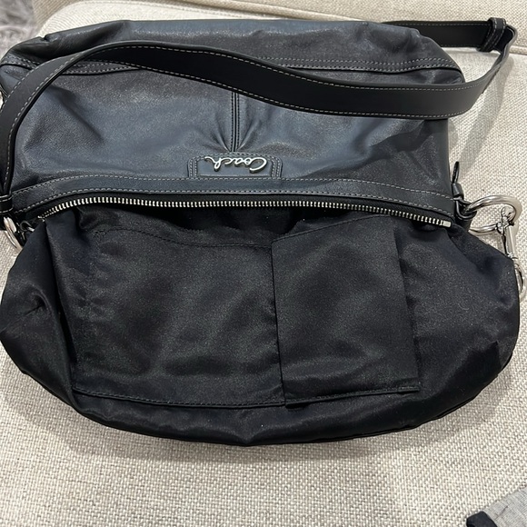 Coach Park Leather Duffle Bag F19729 Black Convertible handles - Picture 11 of 11